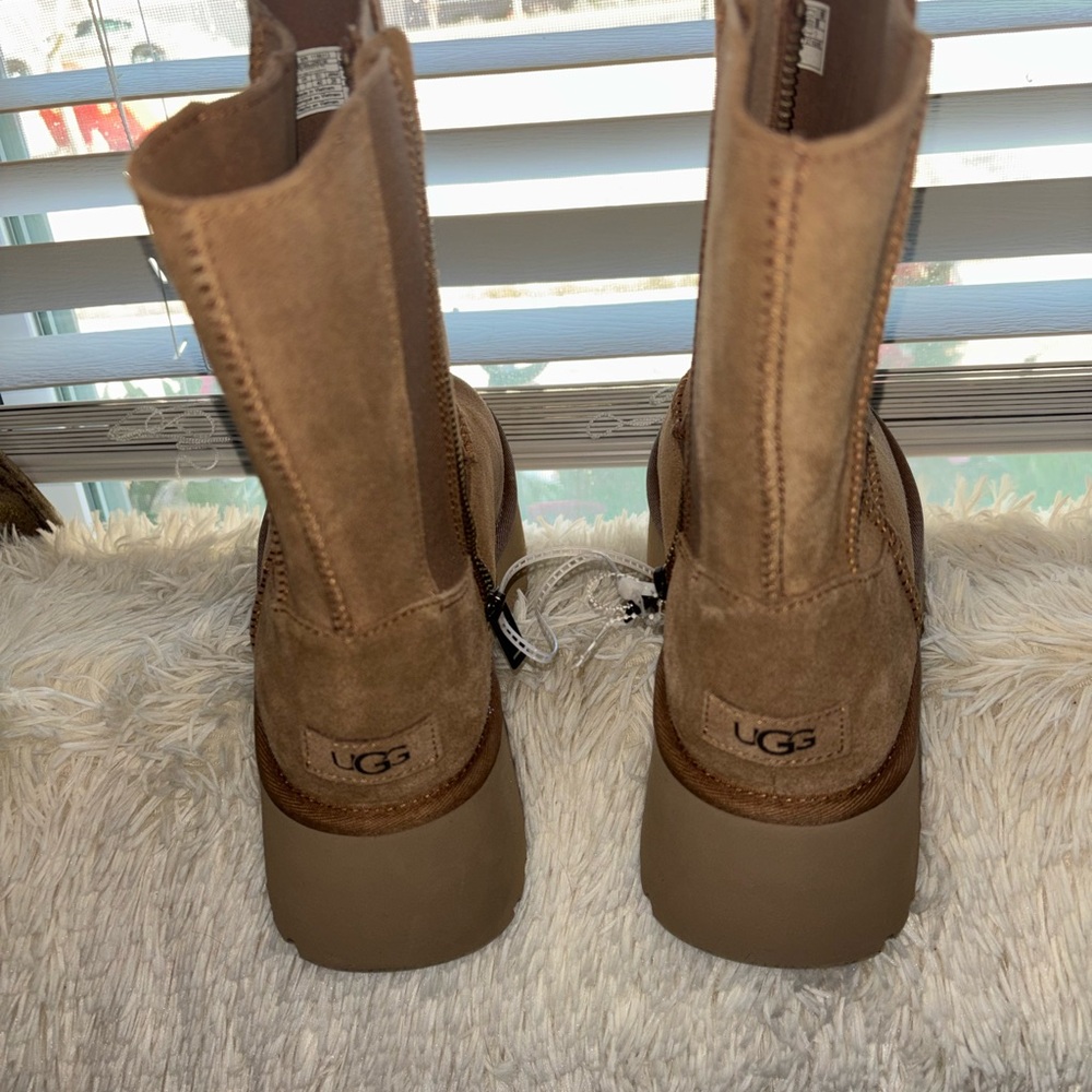 UGG Women's Brown Winter Boots